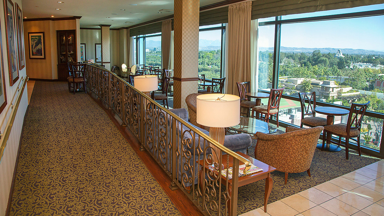 Disneyland Hotel Club Level Features