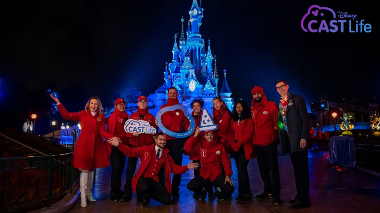 2022-DLP-CMs-First-to-Discover-Disney-Dreams-of-Christmas