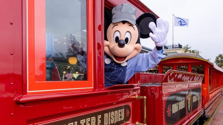 Walt Disney World Railroad Returns With All-New Voiceover blog header