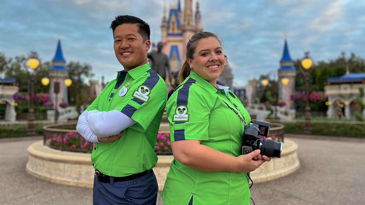 Disney PhotoPass Photographers Go Green with NEW Costumes blog header