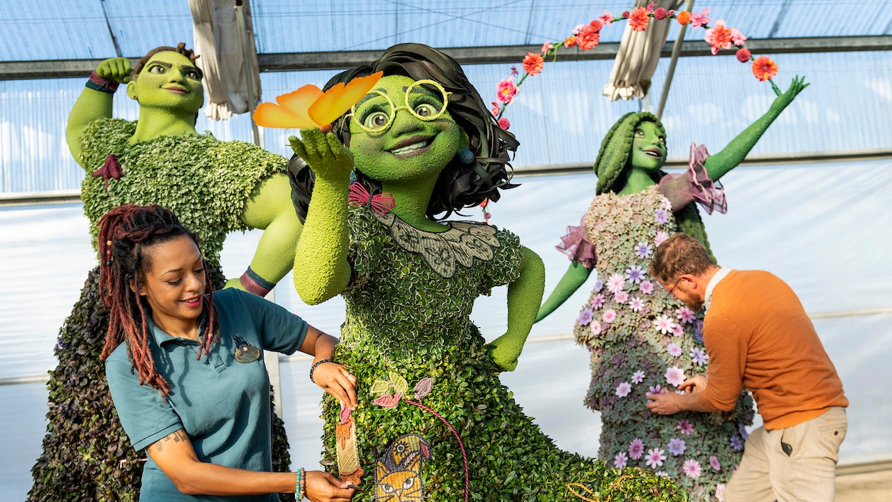 Innovative Topiaries, Merchandise Spring to Life at the EPCOT International Flower & Garden Festival blog header