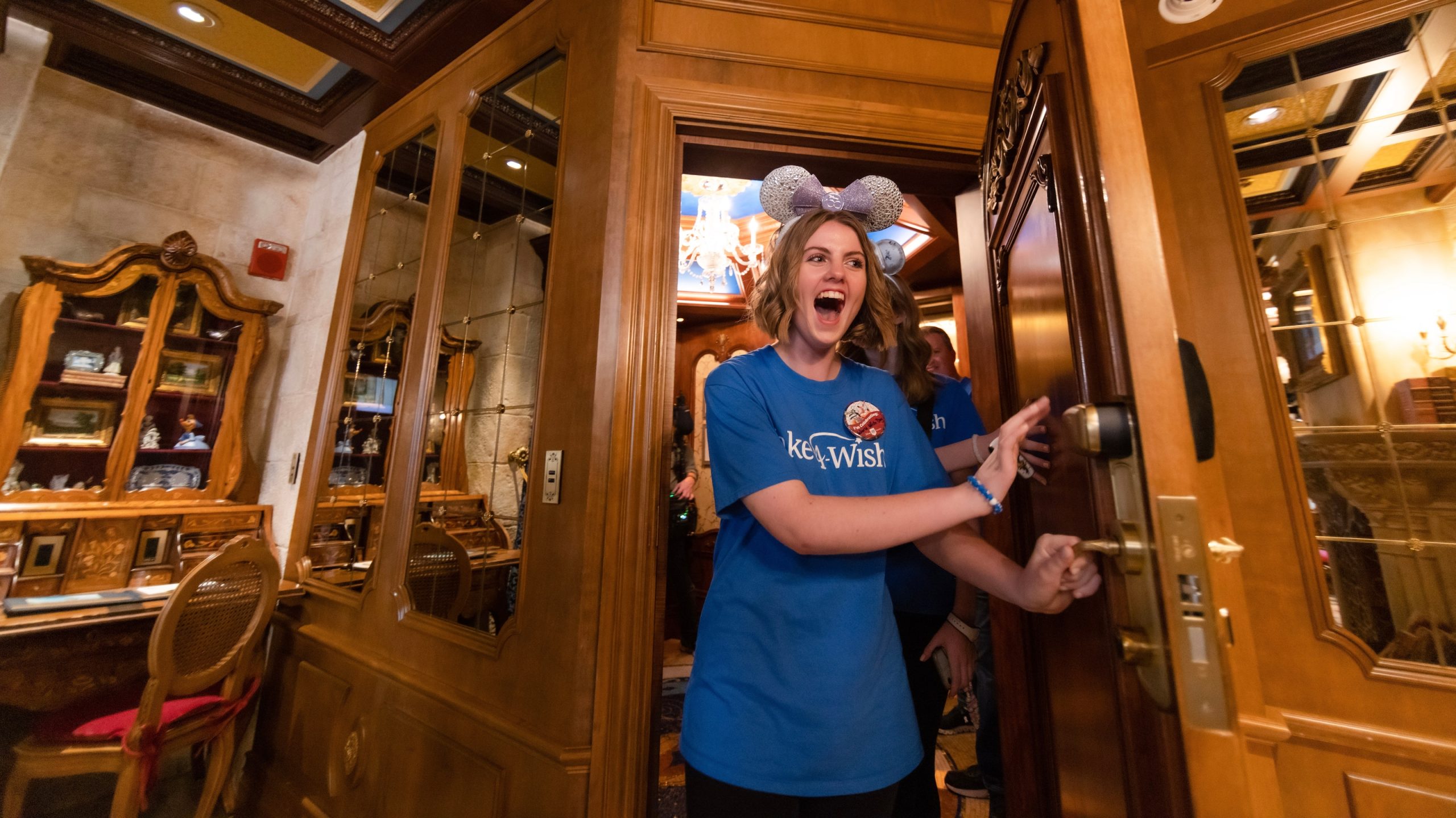 Celebrating the Cast Members Behind 150,000 Disney Wishes Granted with Make-A-Wish blog header