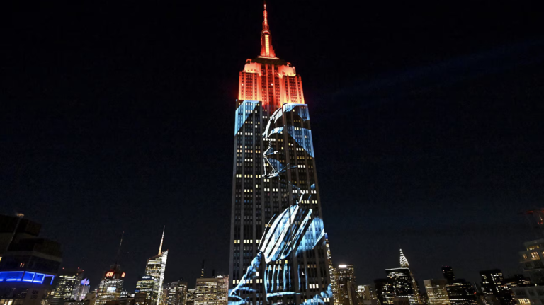 Star Wars Takes Over Empire State Building in NYC 