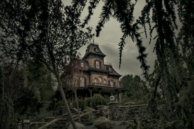 Phantom Manor at Disneyland Paris