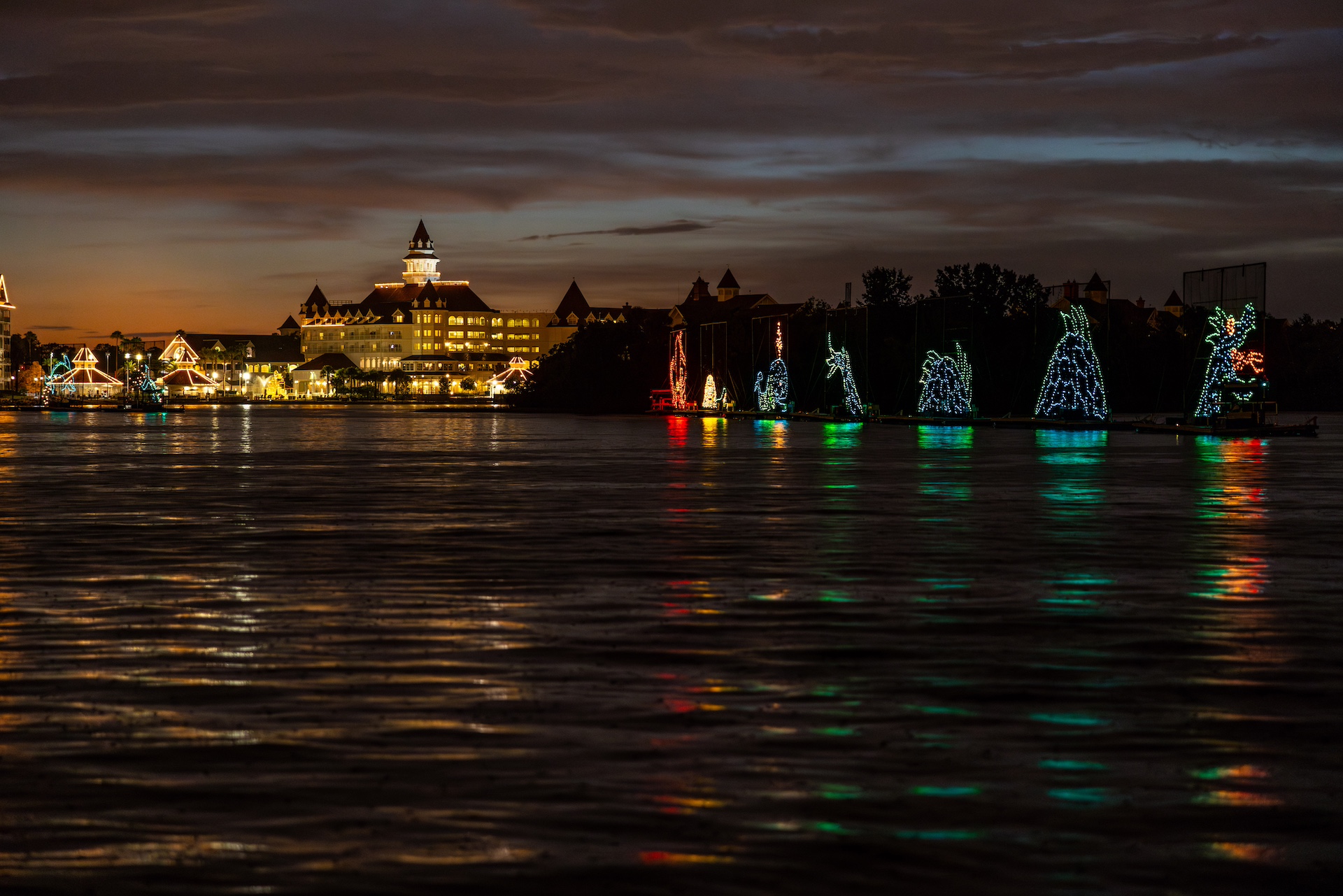 Disney’s Electrical Water Pageant