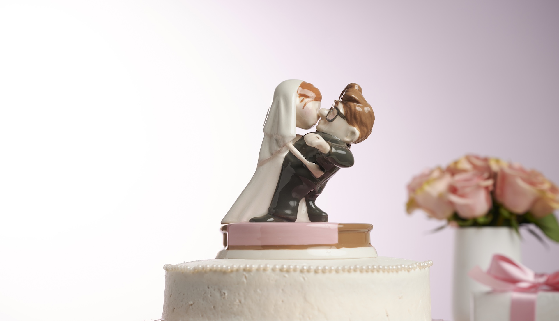 Carl and Ellie cake topper