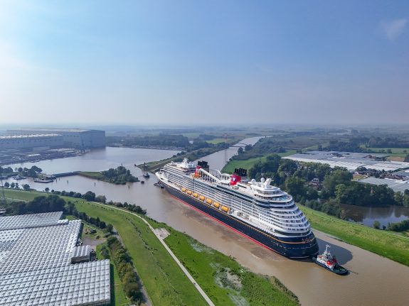 Disney Treasure Conveyance, Disney Cruise Line