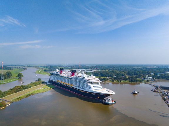 Disney Treasure Conveyance, Disney Cruise Line