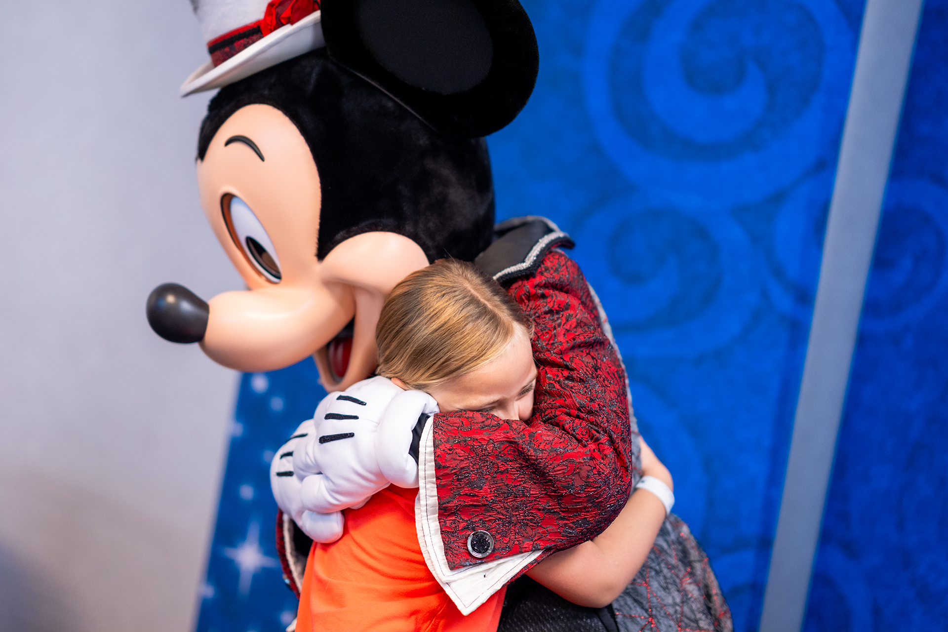 Mickey and Minnie Bring Reverse Trick-or-Treating to Children’s Hospitals