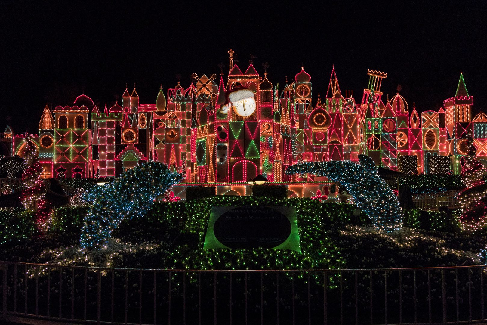 “it’s a small world” Holiday at Disneyland Park