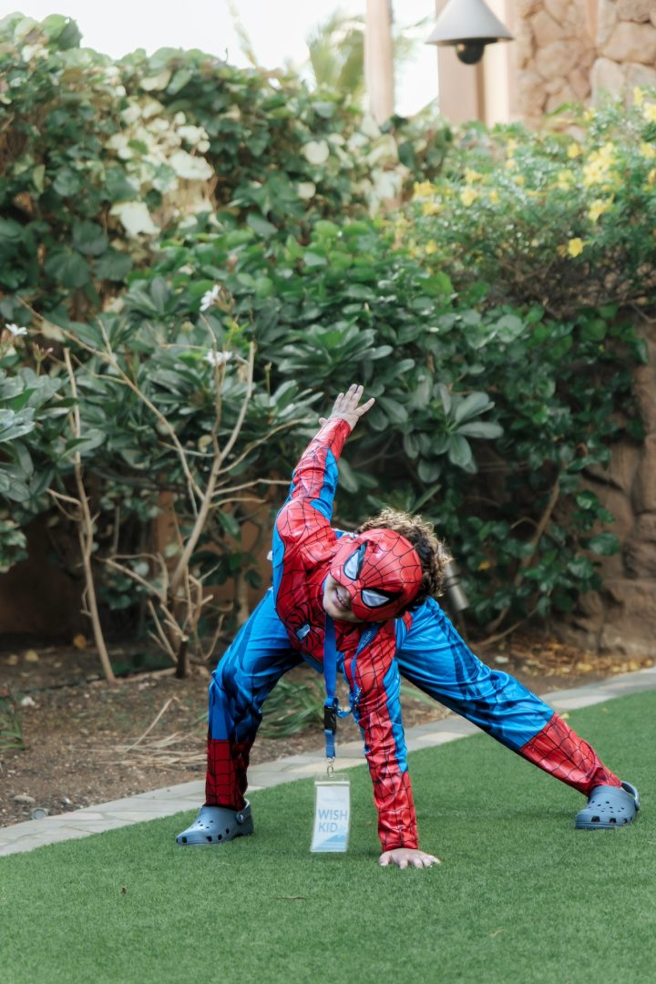 Make-A-Wish kid at Aulani Wish Week 2024