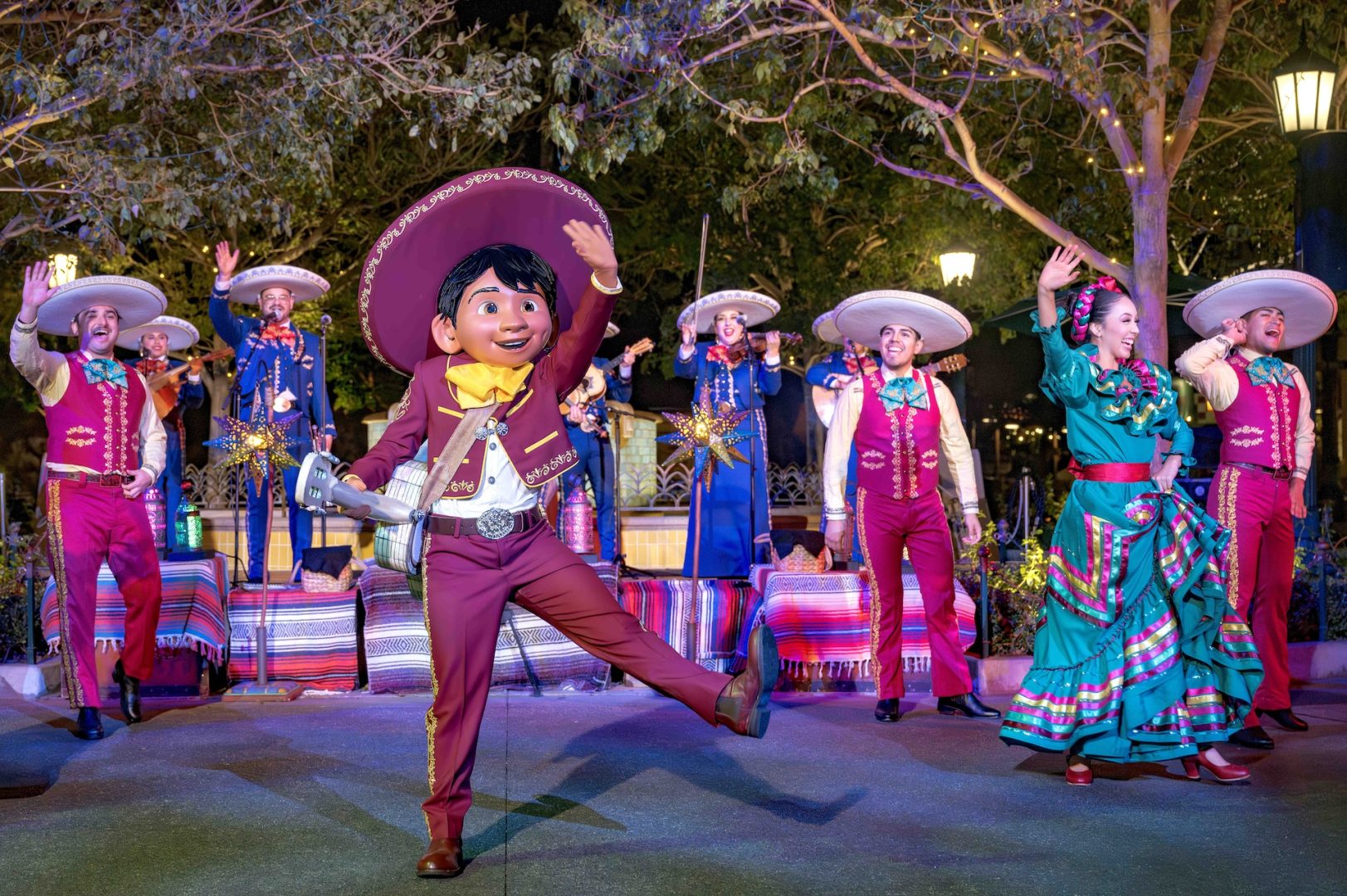 “A Musical Christmas with Mariachi Alegría de Disneyland & Miguel!” on Buena Vista Street at Disney California Adventure - Kid-Friendly Holidays at Disney Parks