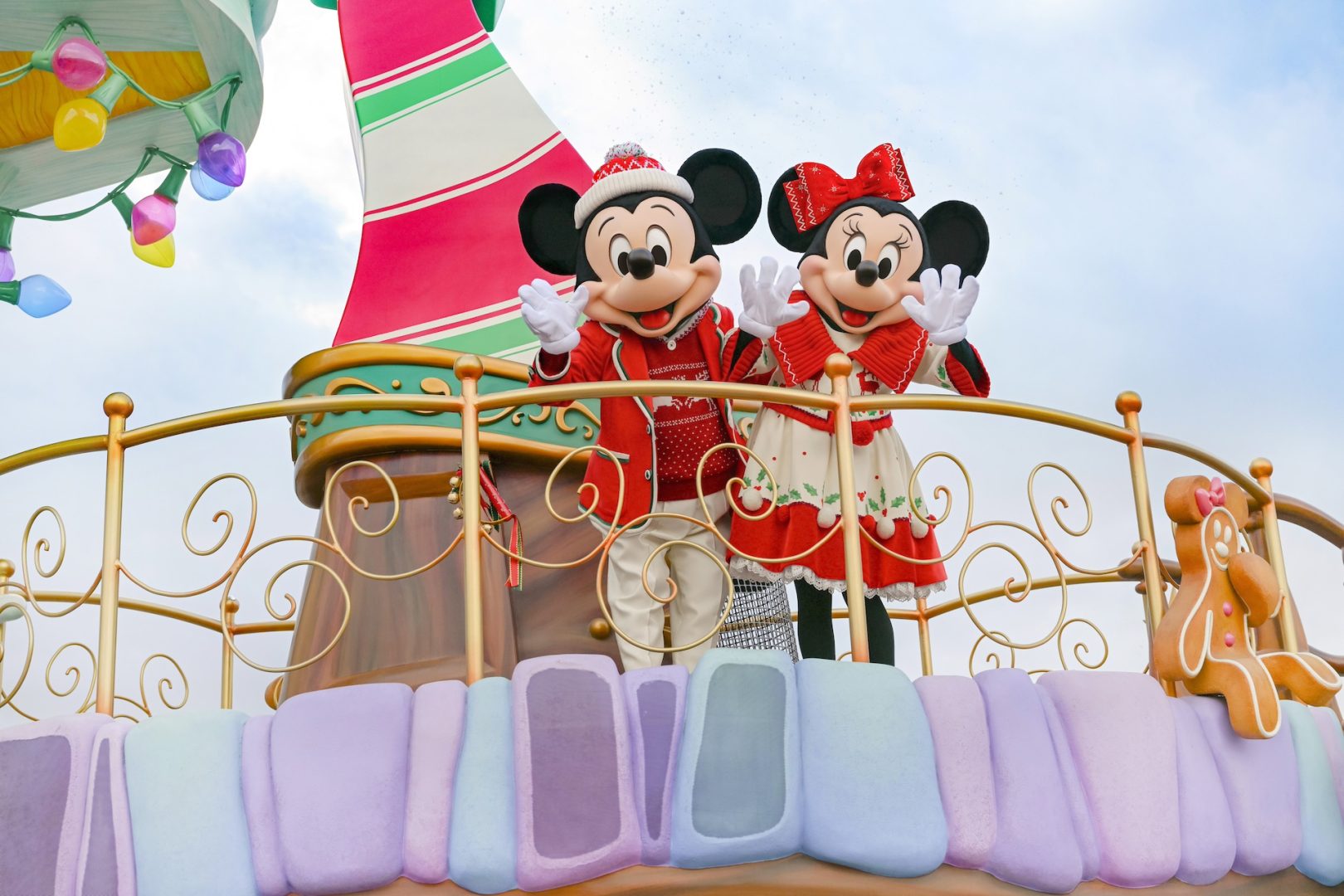 Characters at Tokyo Disneyland