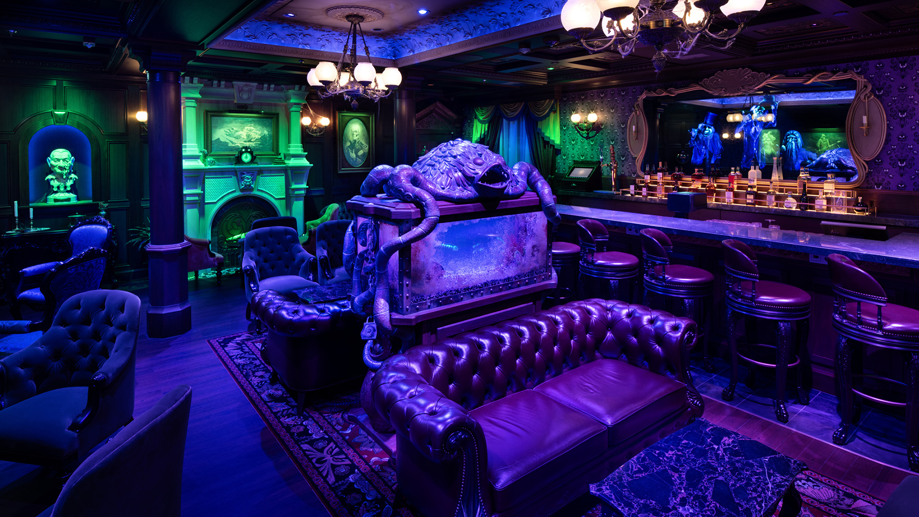 The Haunted Mansion Parlor onboard the Disney Treasure