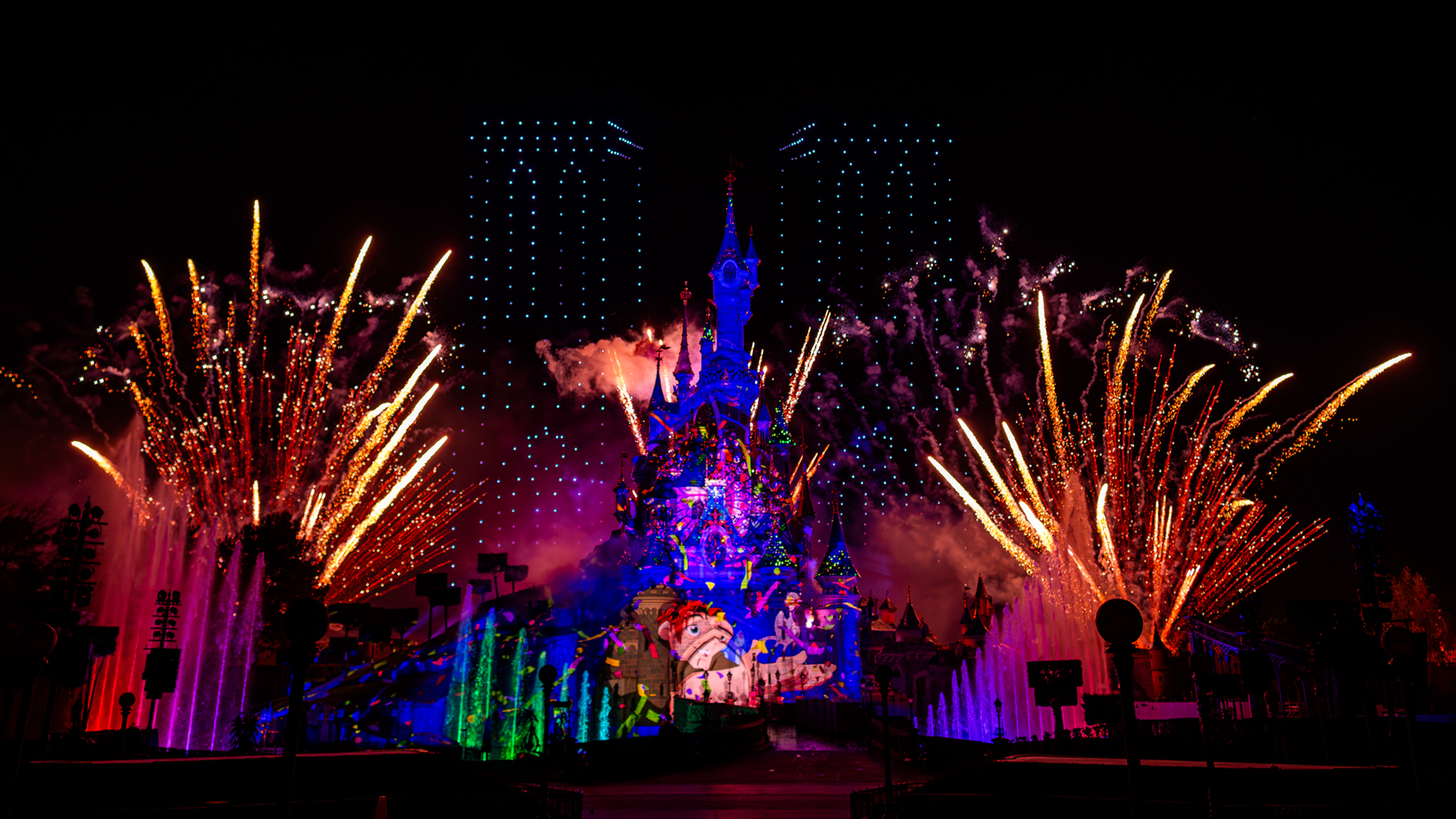 “Disney ❤ Notre-Dame de Paris" at Disneyland Paris