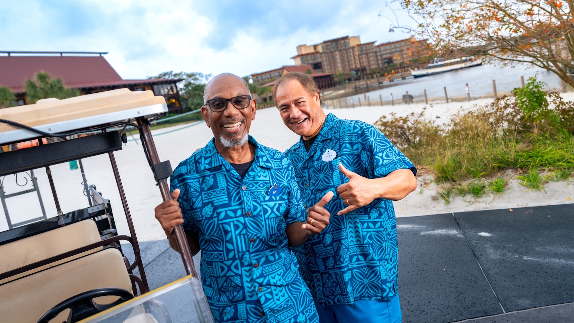 2 Disney Cast Members at Disney’s Polynesian Village Resort