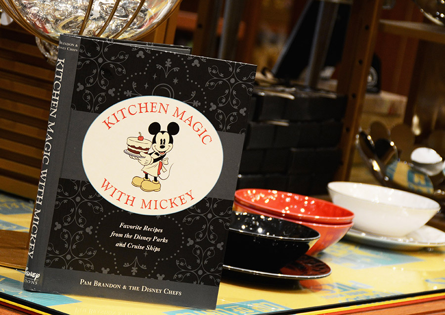 Kitchen Magic With Mickey Disney Recipe Book