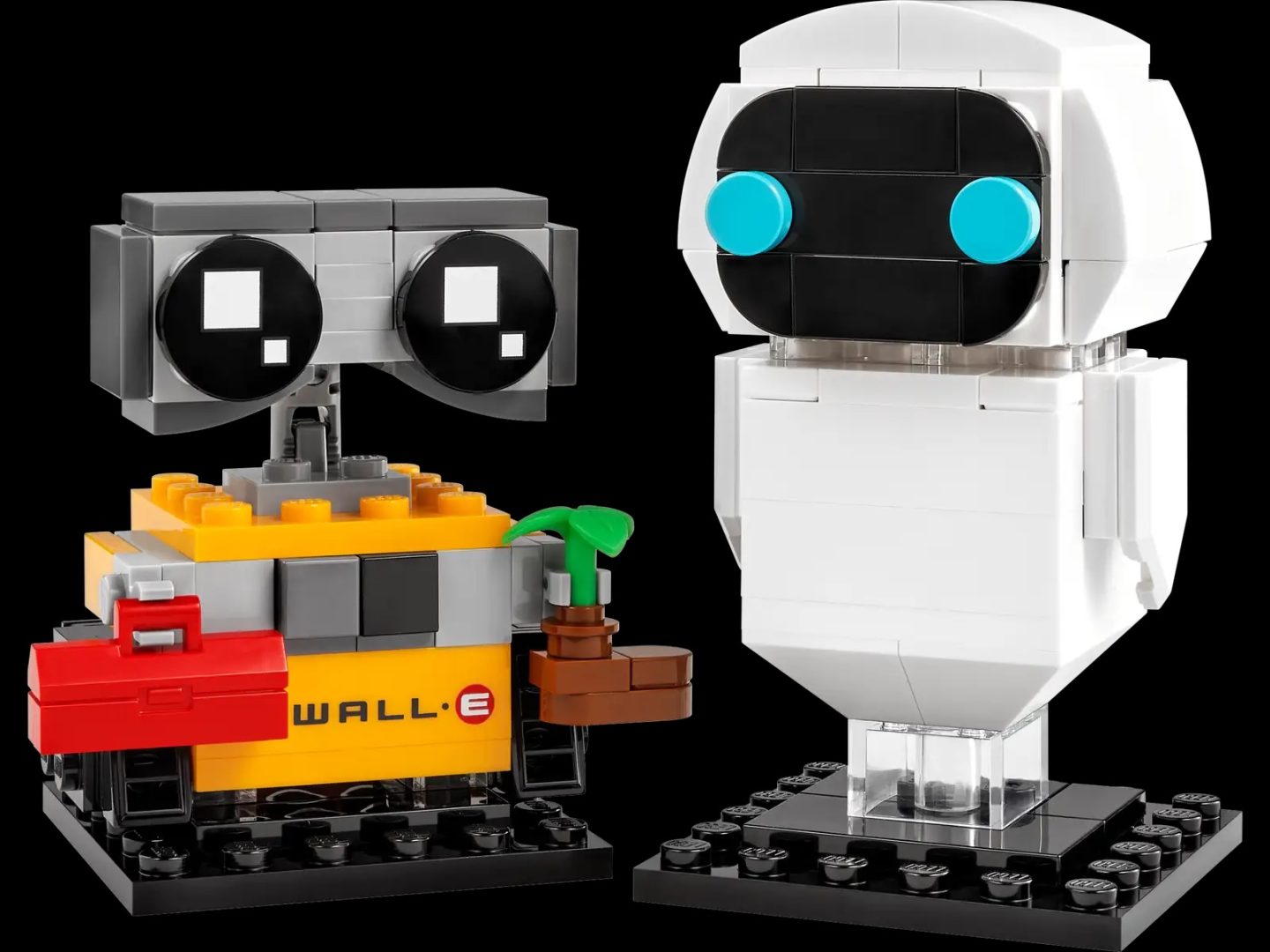 EVE & WALL•E BrickHeadz™️ by The LEGO Group     