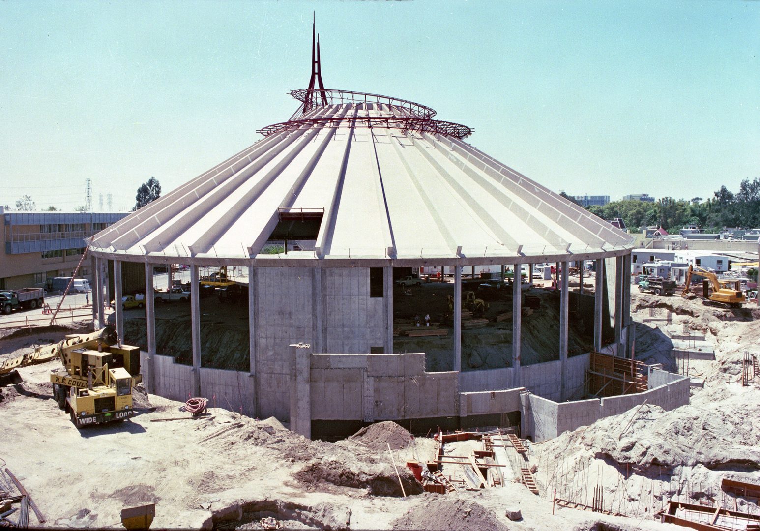 Space Mountain construction, Disneyland Resort