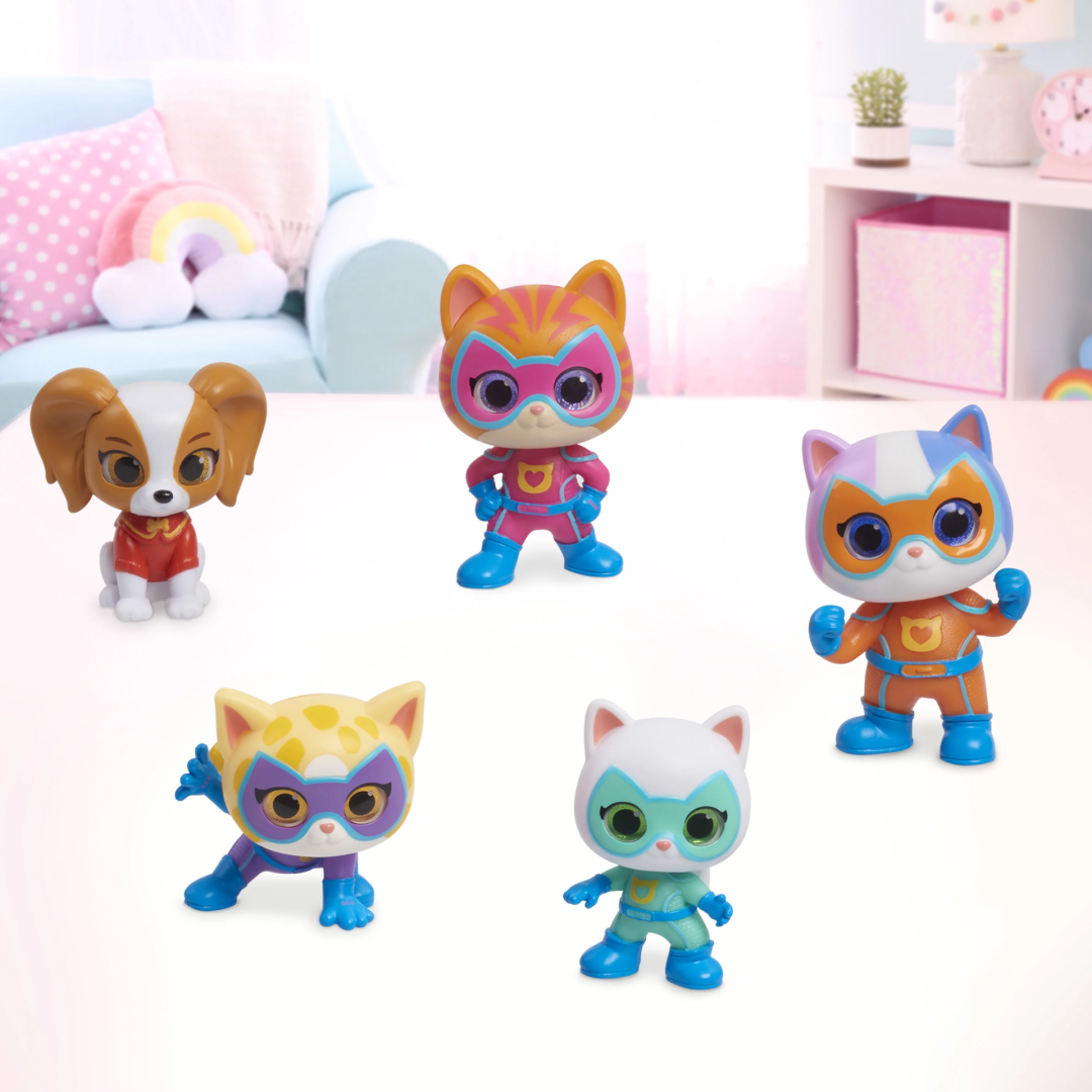 Perfect Preschool Gift Guide for Grandparents - Super Kitties Figure Pack