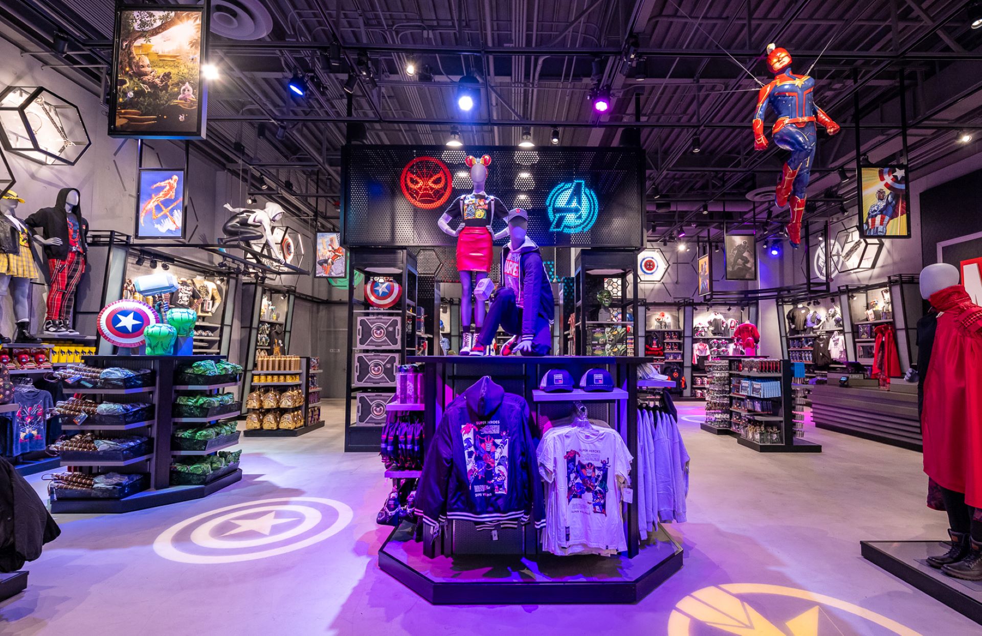 Downtown Disney District - Avengers Reserve