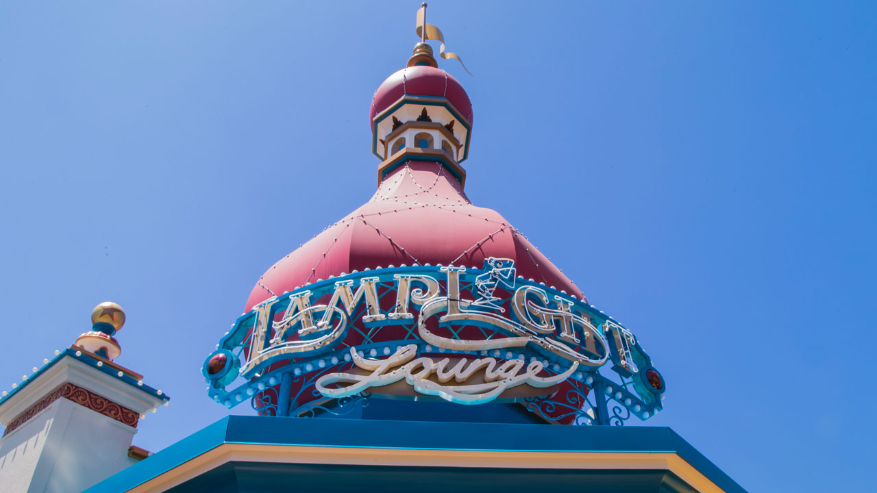 Lamplight lounge Disney California Adventure