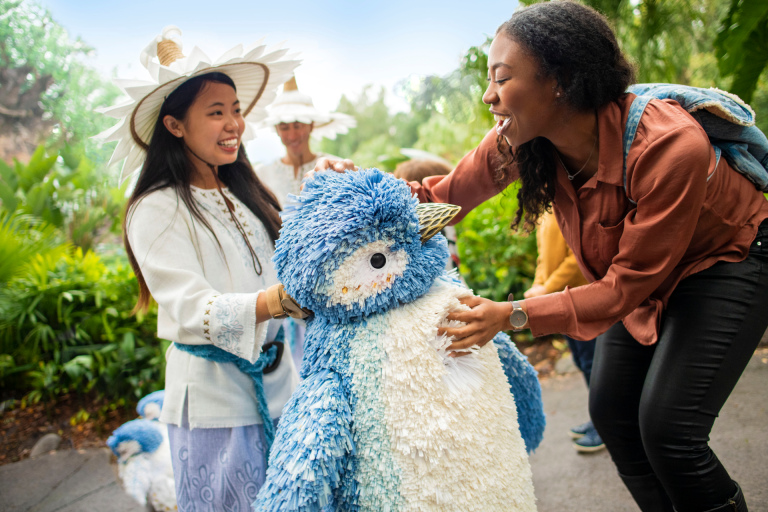 Merry Menagerie, títeres de animales árticos en Animal Kingdom