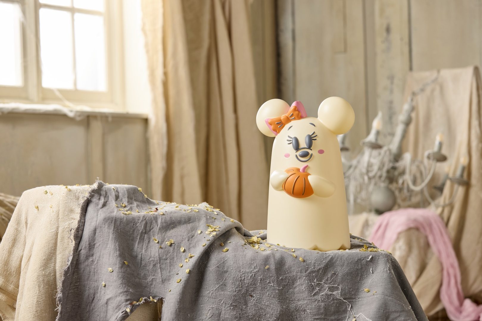 Disney Halloweek Collection Cutie Ghosts Lamp