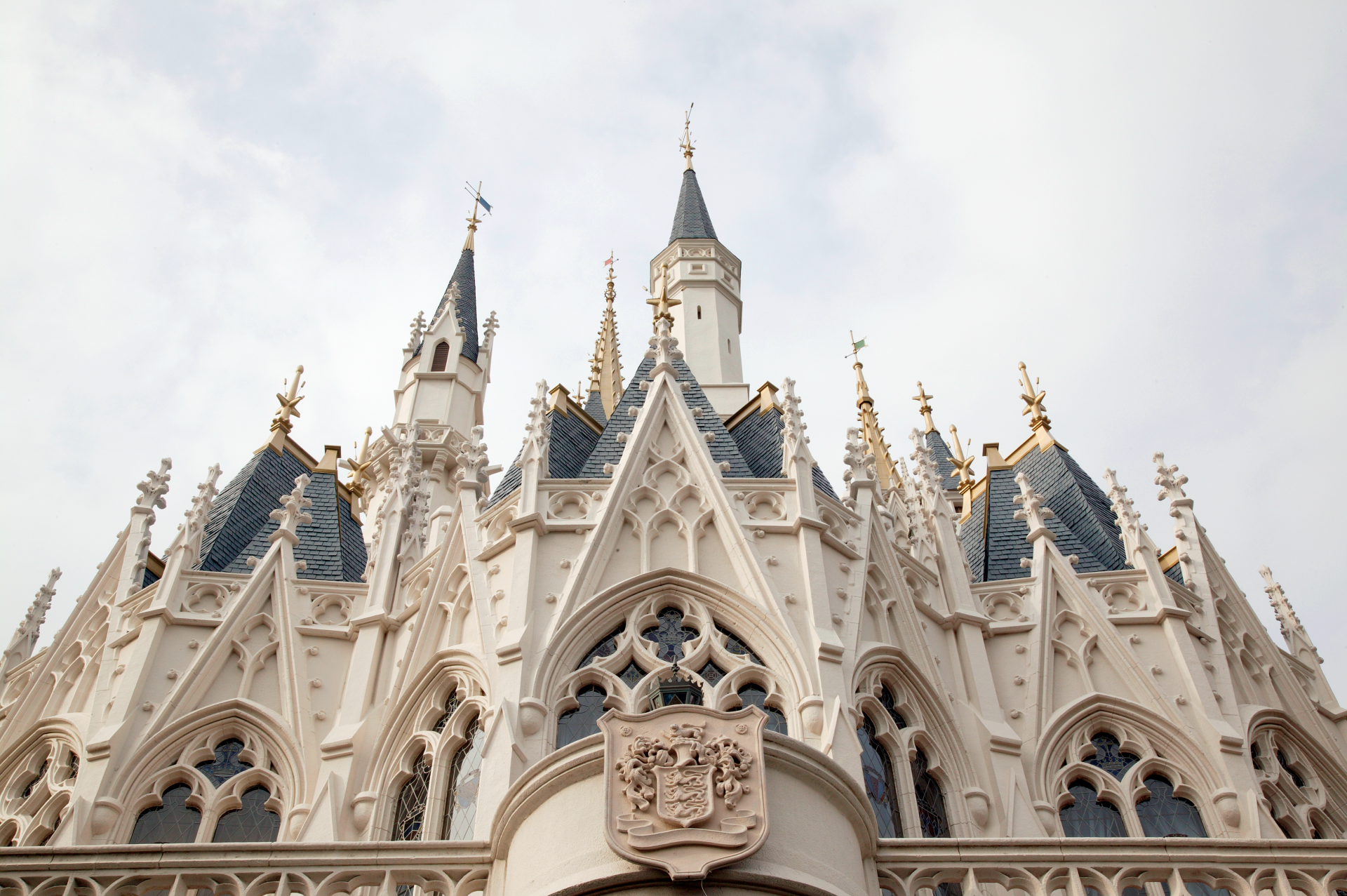 Disney Family Crest