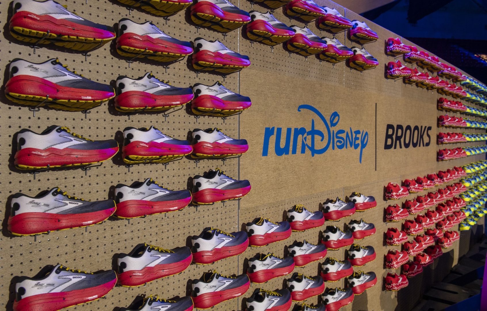 2025 runDisney Season Kickoff Brooks Sneakers