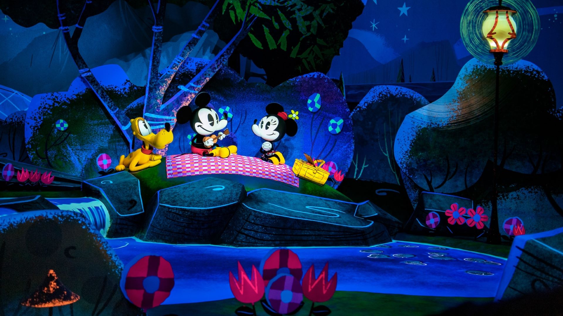 Mickey and Minnie's Runaway Railway at Disney's Hollywood Studios