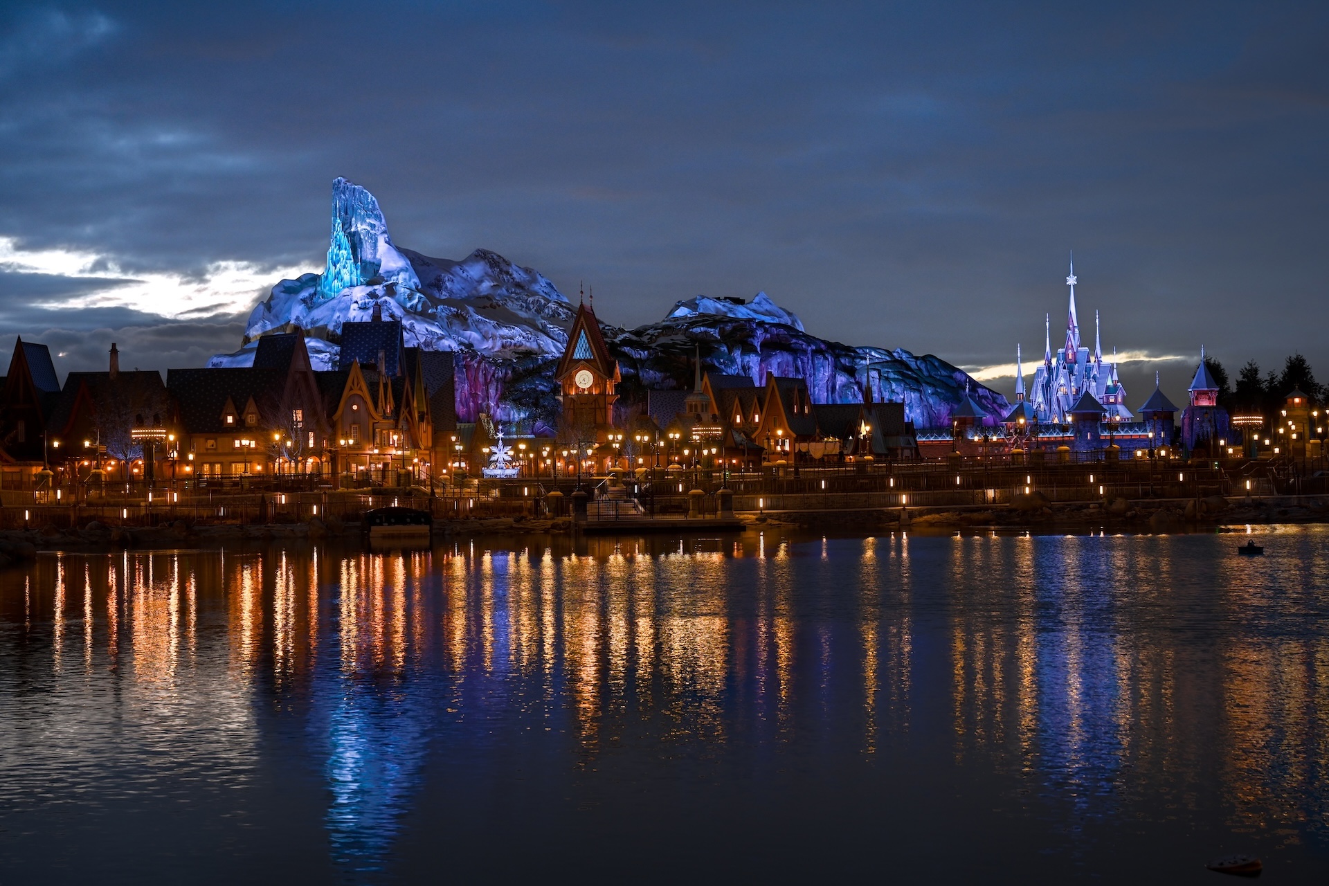 World of Frozen at Disneyland Paris