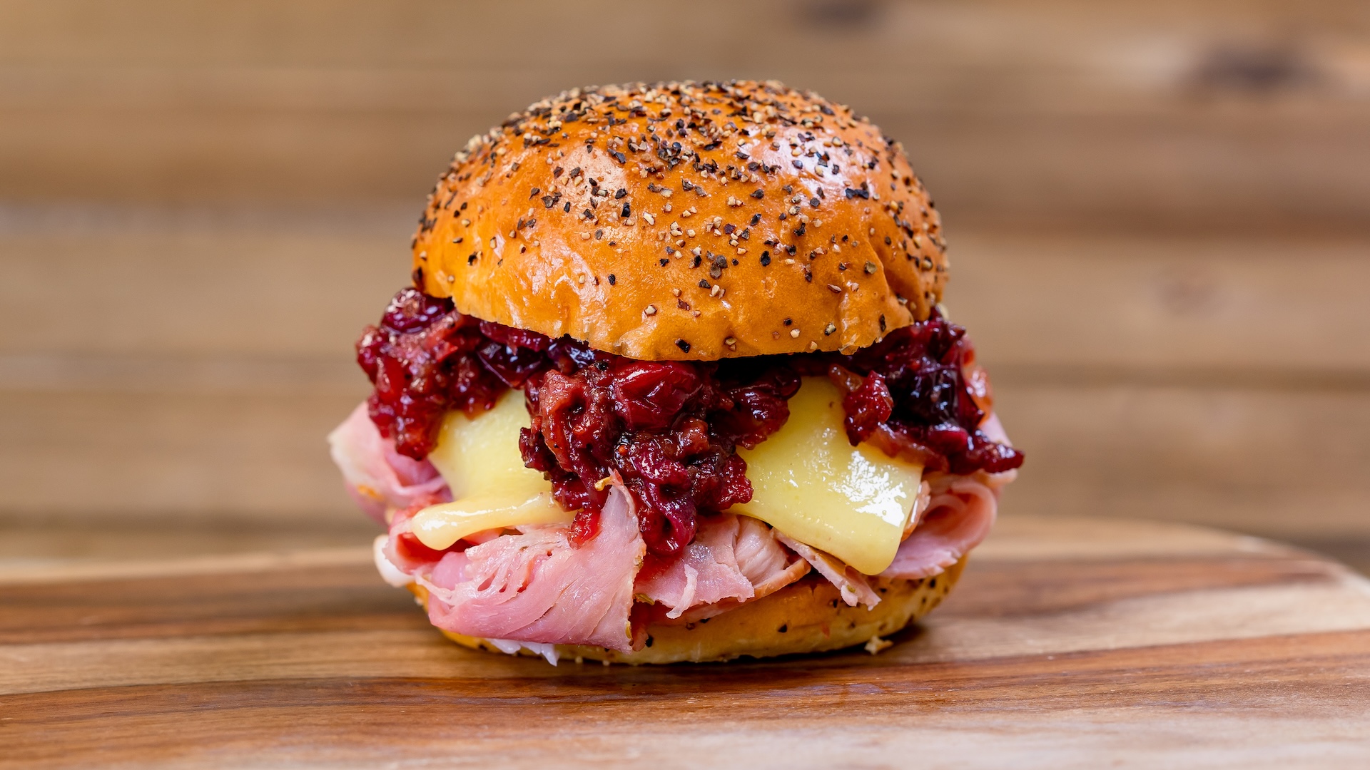 Holiday Ham Slider with Cranberry-Bacon Jam Recipe