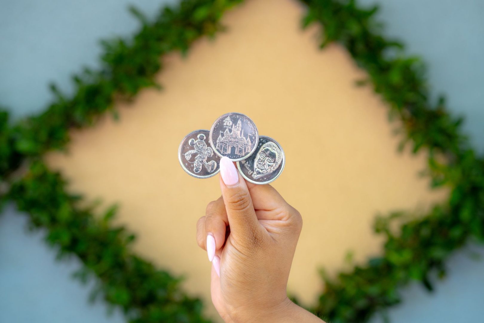 Disneyland Resort Souvenir Guide Freebies, Merch and More