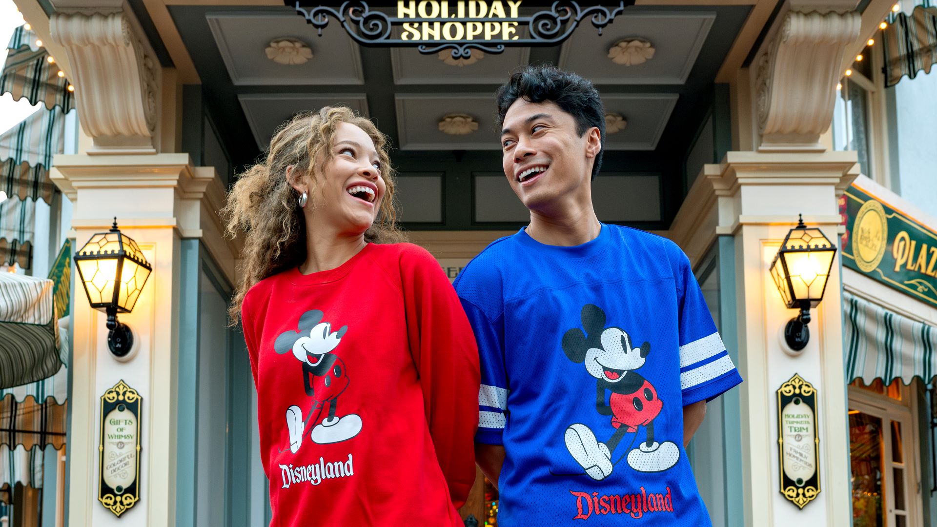 Disneyland Resort Souvenir Guide Freebies, Merch and More