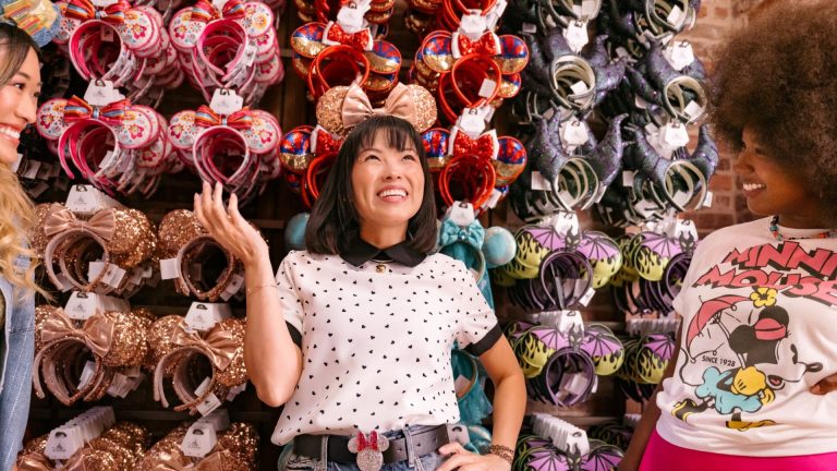 Disneyland Resort Souvenir Guide Freebies, Merch and More