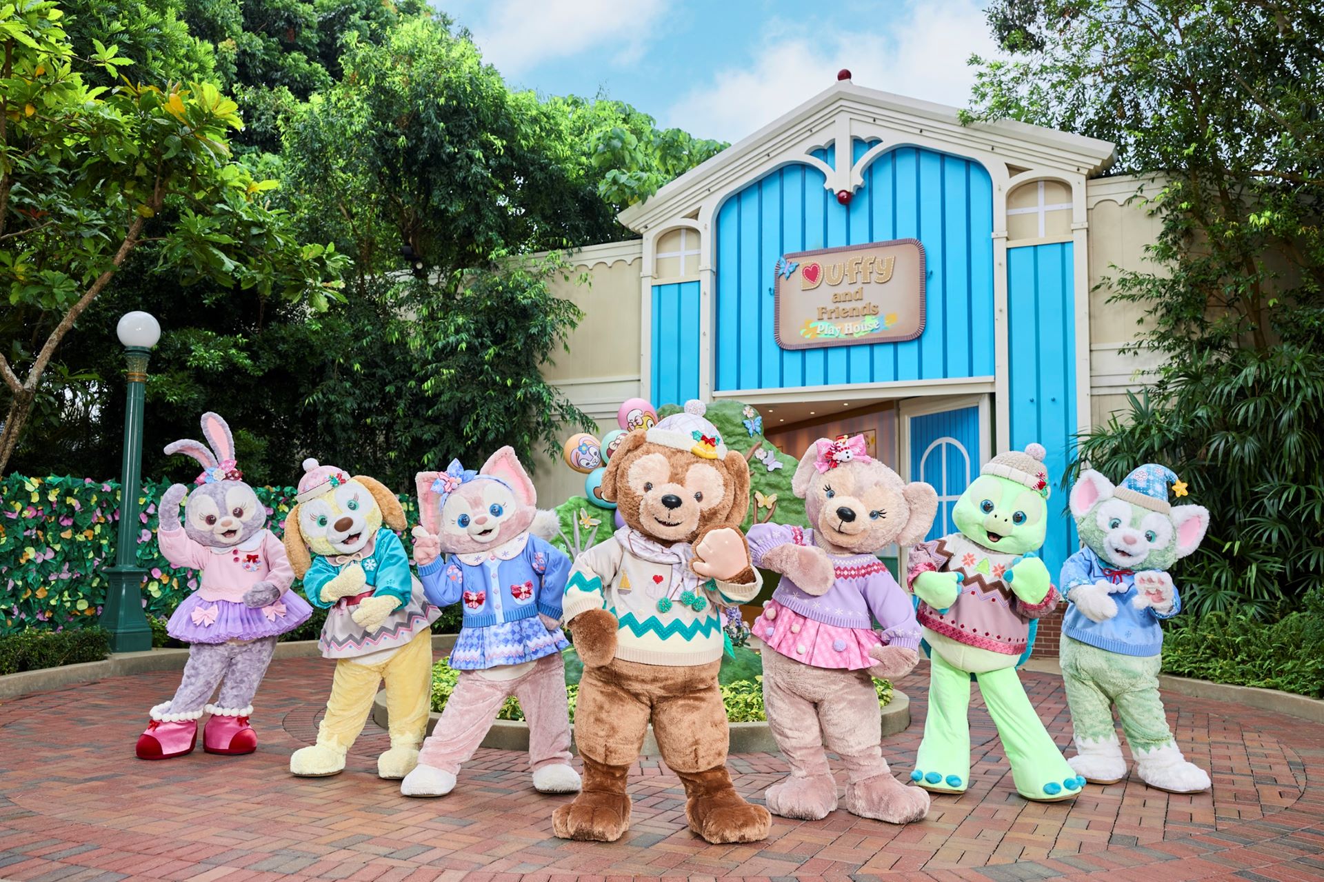 Duffy and Friends at Hong Kong Disneyland - Holidays