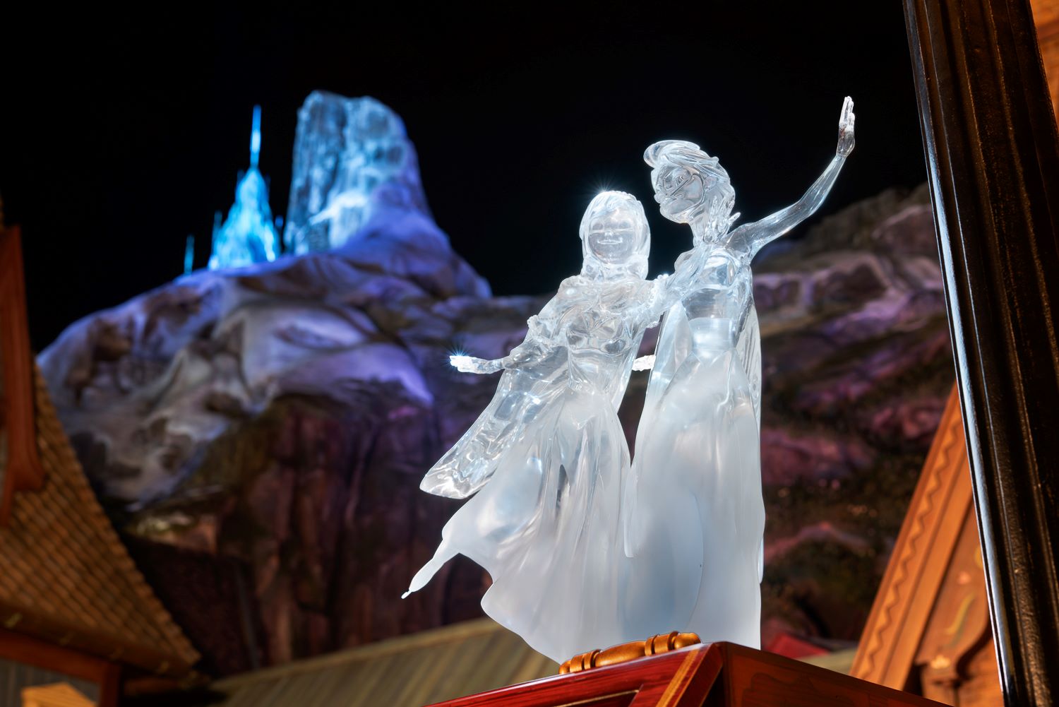 World of Frozen at Hong Kong Disneyland - Holidays