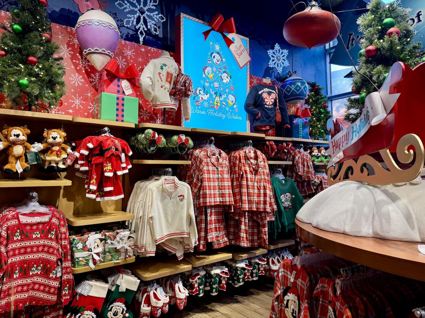 Holiday Shopping at Disney Store Times Square