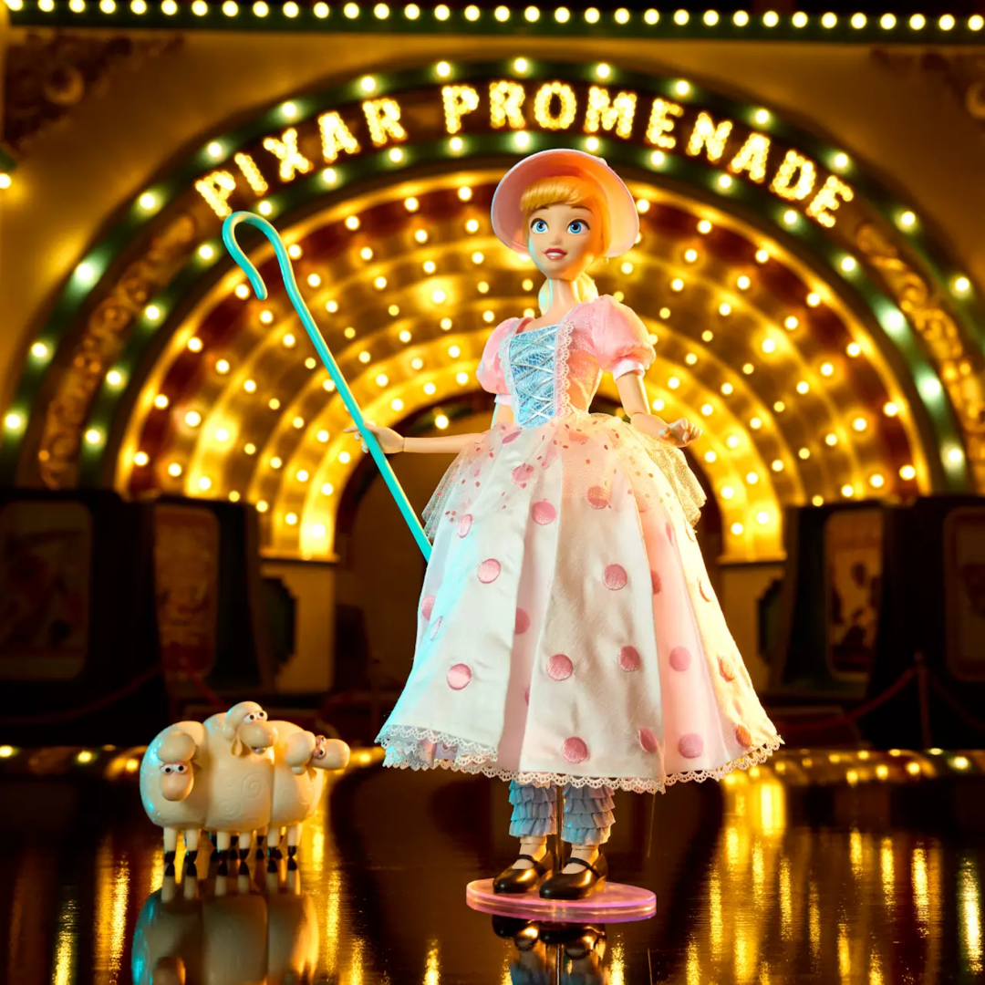 Bo Peep Limited Edition Doll with Light-Up Box – Disney and Pixar’s Toy Story 30th Anniversary 