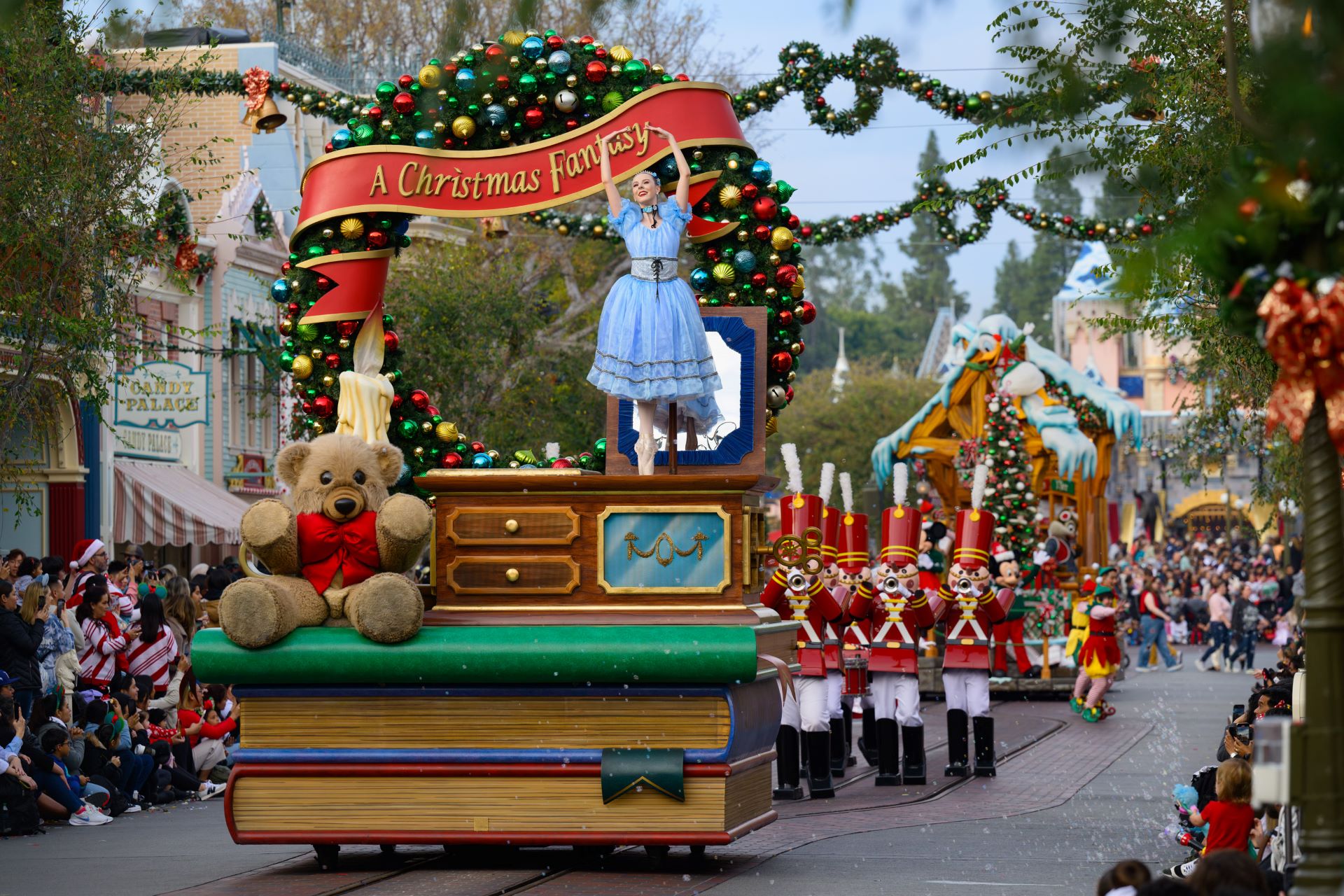 A Christmas Fantasy Parade at Disneyland Park