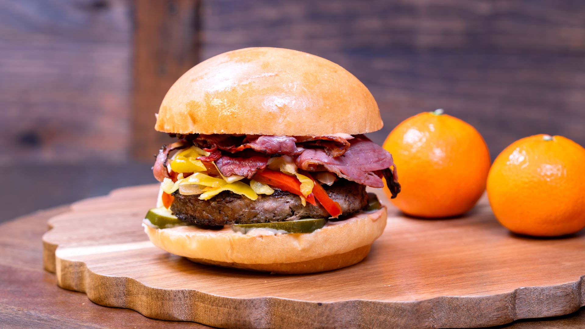 Pastrami-Cheeseburger-at-Red-Rose-Taverne