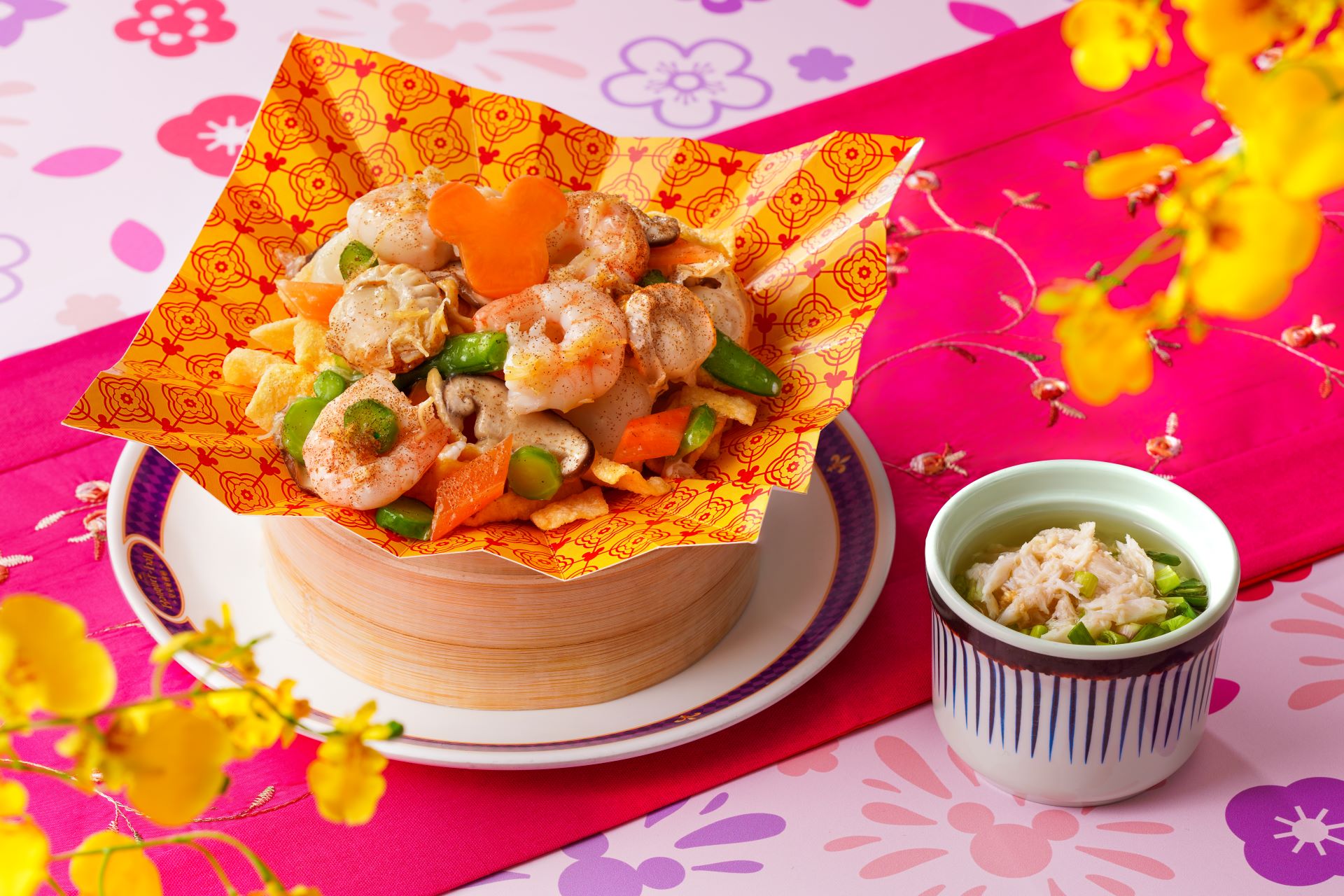 Crispy Noodles Combo at Hong Kong Disneyland