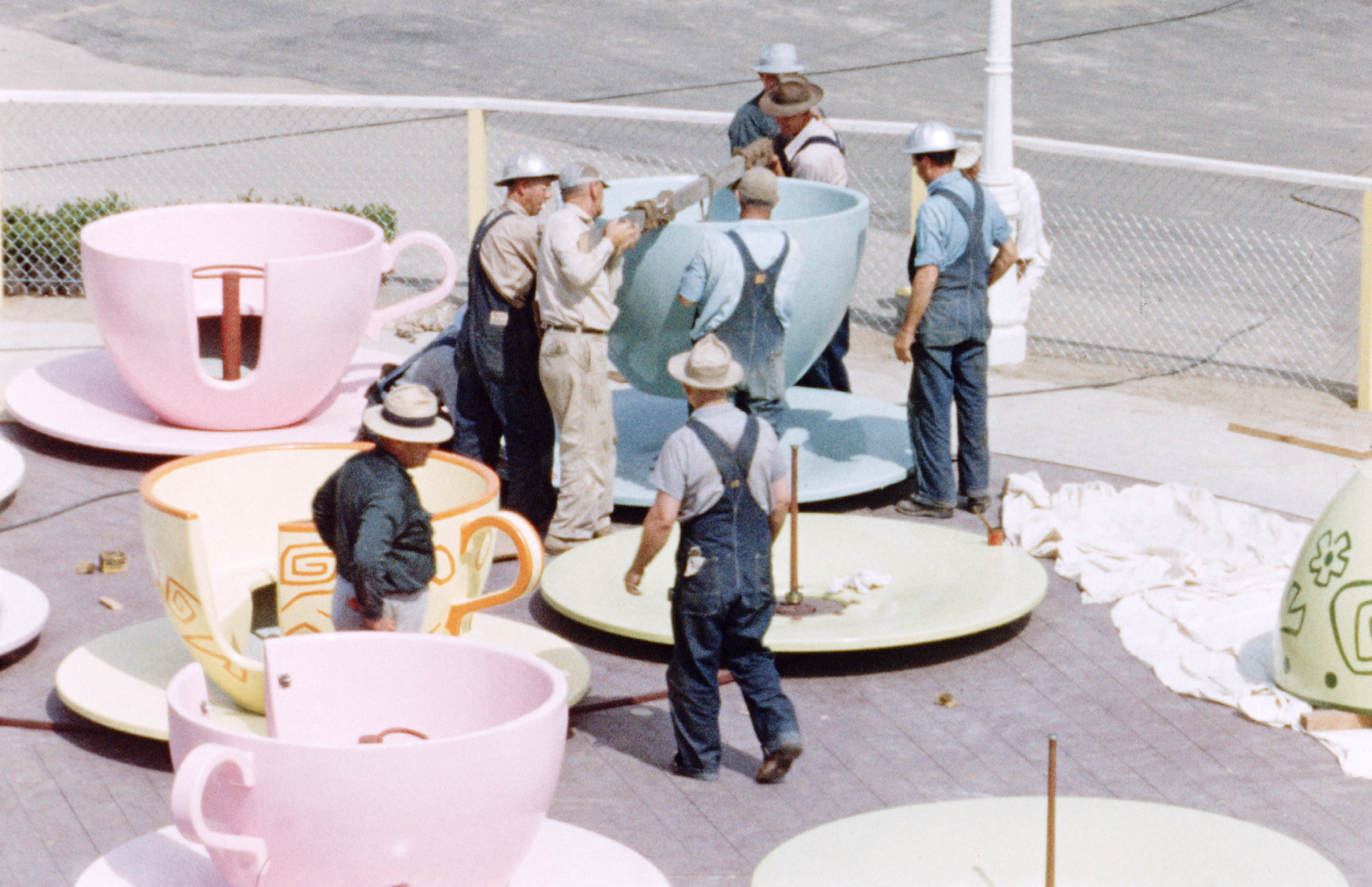 Disneyland Construction - Teacups in Disneyland Handcrafted