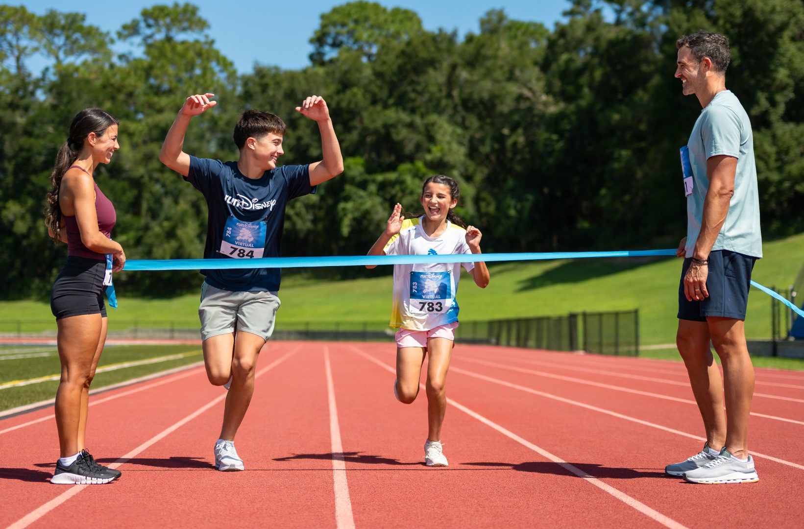 Family Running Together, Virtual runDisney