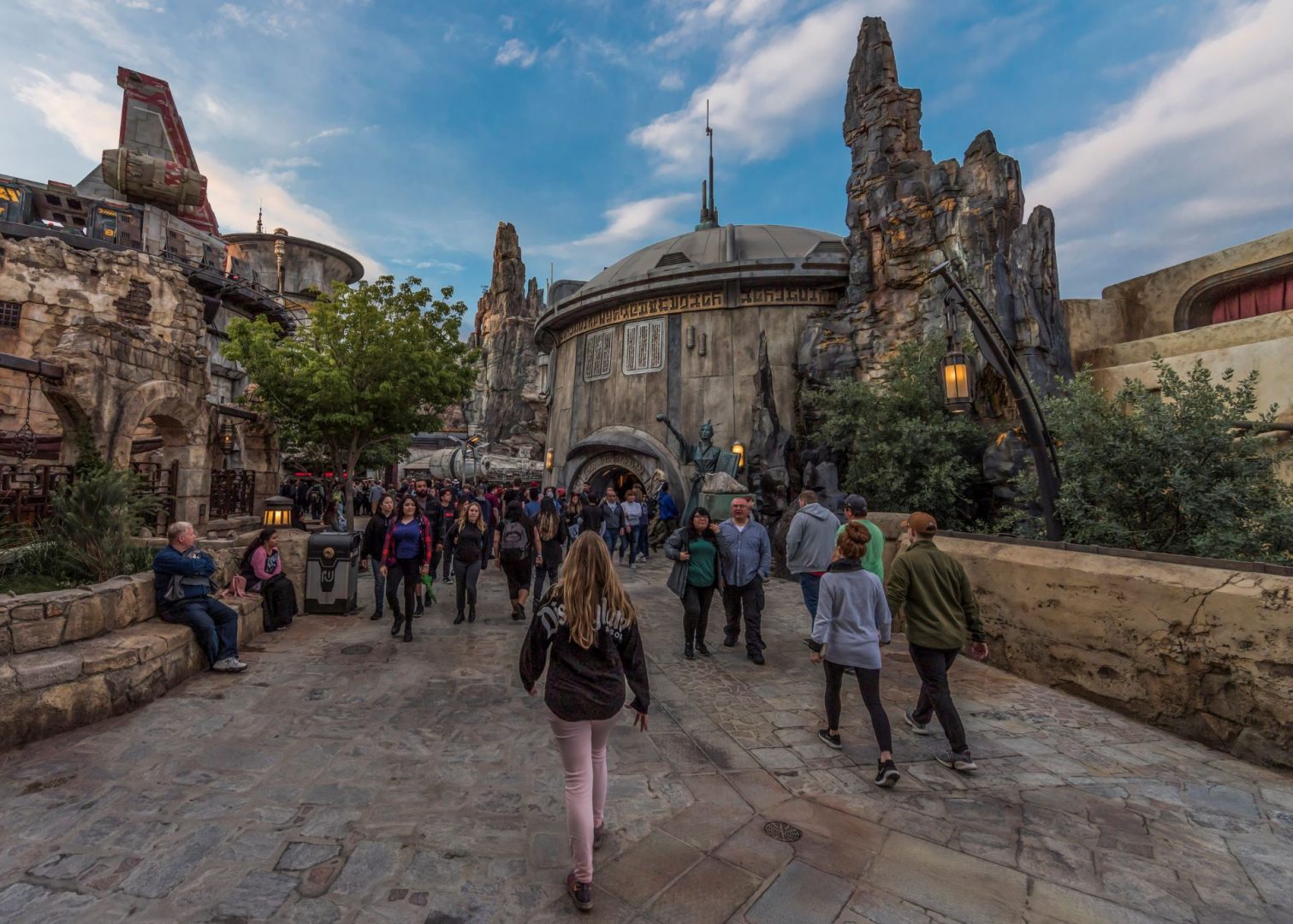 Star Wars Galaxy's Edge at Disneyland Park