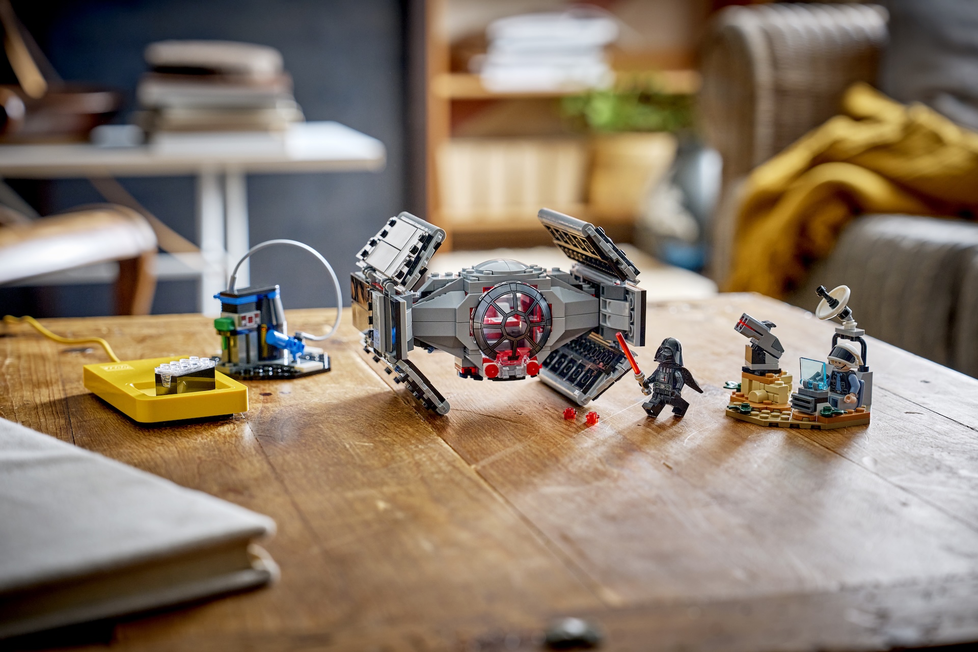 New LEGO SMART Play Platform Featuring LEGO Star Wars