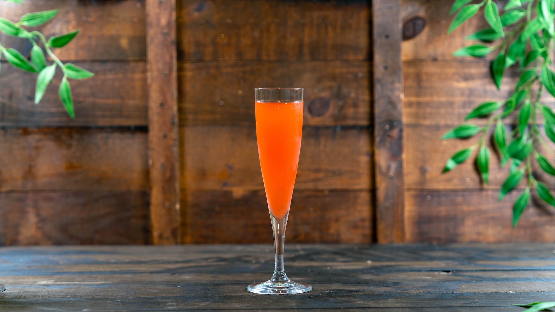 Strawberry Punch Mimosa: Sparkling wine, strawberry pur&eacute;e, and Simply Fruit Punch (New)