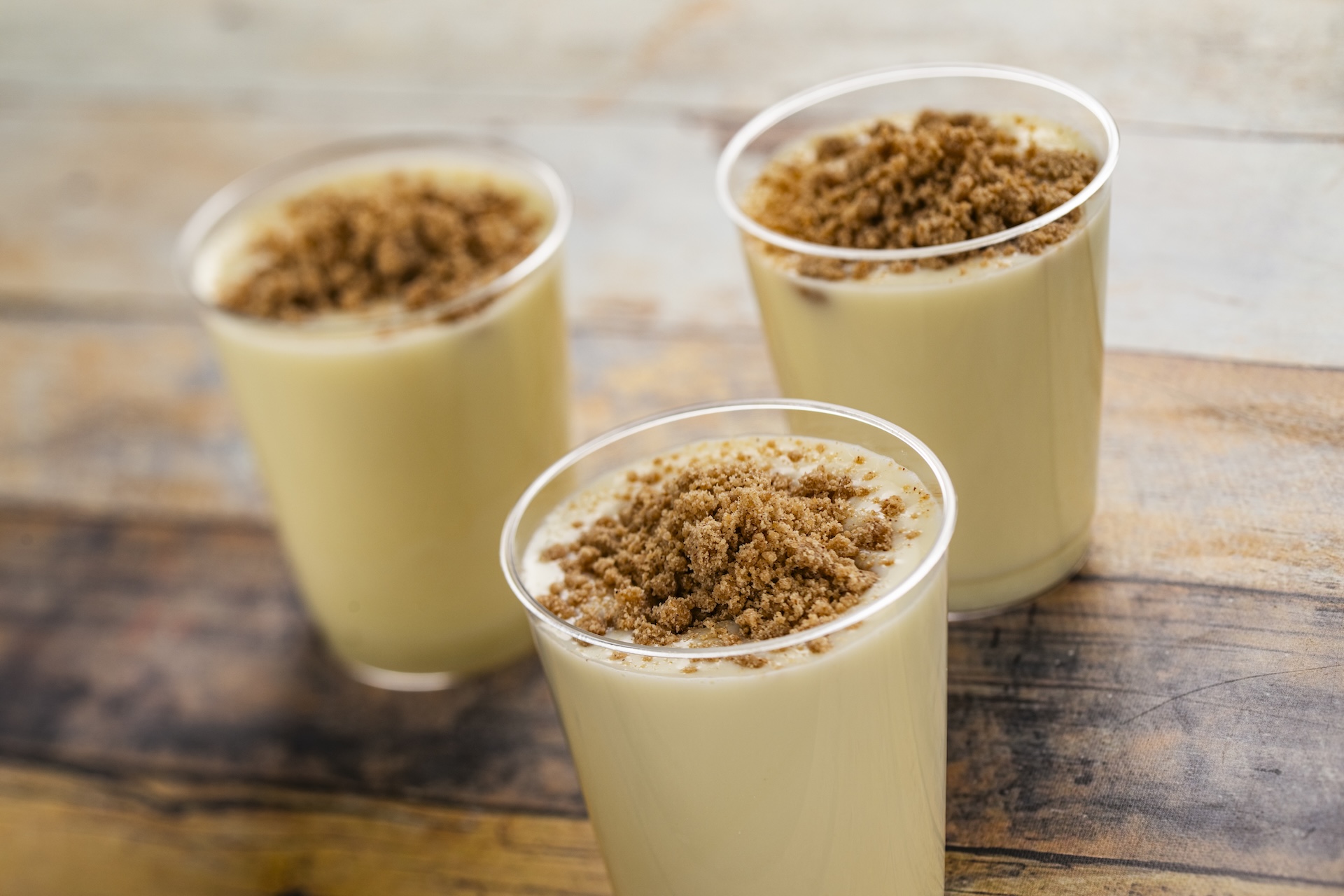 Frozen Peach Cobbler with streusel (Non-alcoholic)