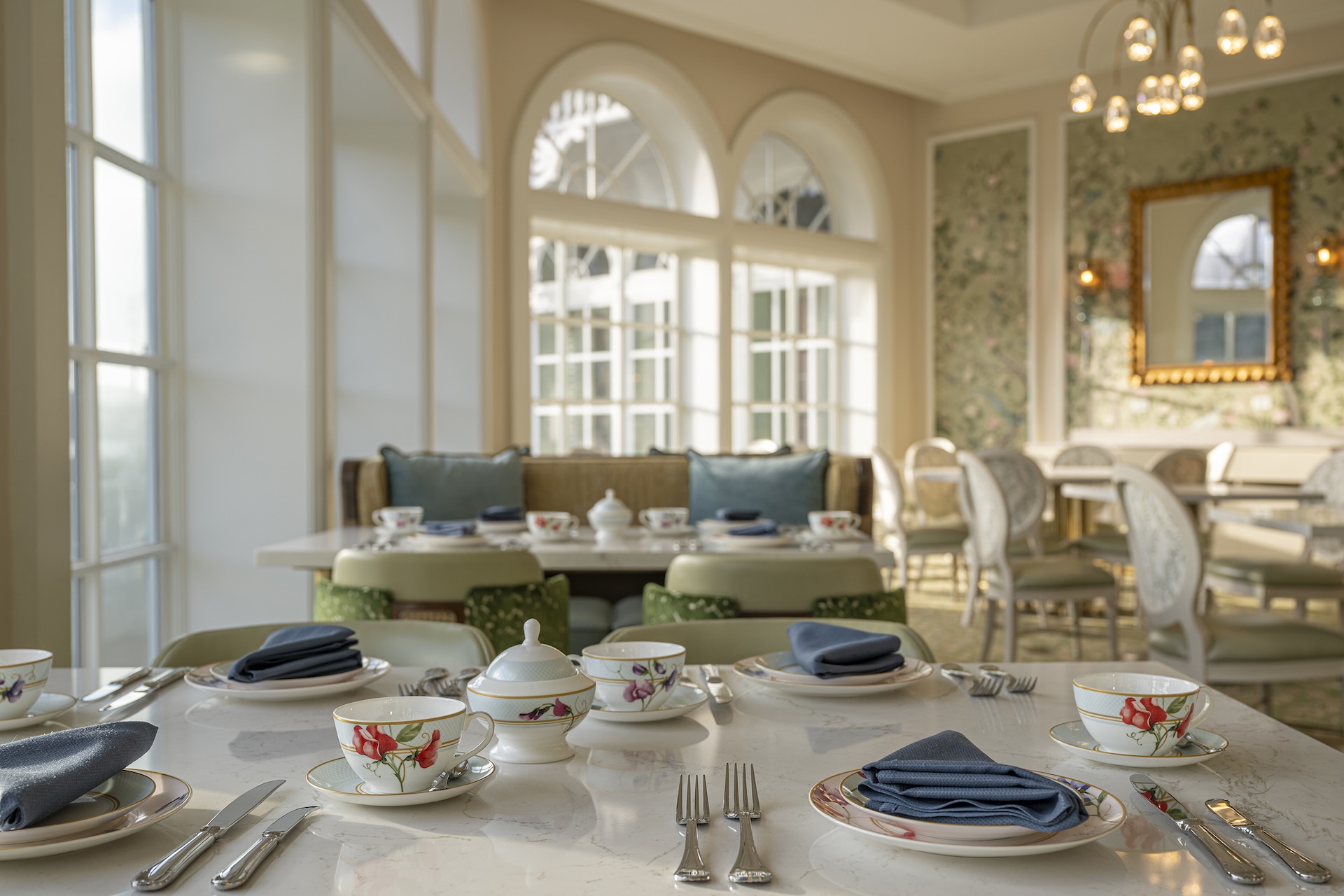 The Garden View Lounge &ndash; Tea Experience at Disney&rsquo;s Grand Floridian Resort & Spa